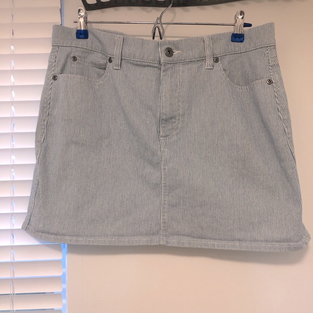 Turo by Vince Camuto Denim Striped Mini Skirt